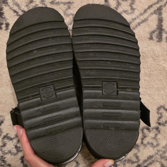 Dr. Martens Voss Quad Platform Sandals Black - Picture 5 of 5